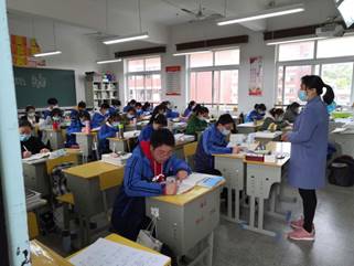 说明: C:\Users\Administrator\Desktop\复学演练照片\IMG_20200422_150202.jpg